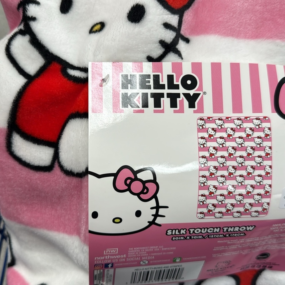 Hello Kitty Pink and White Blanket